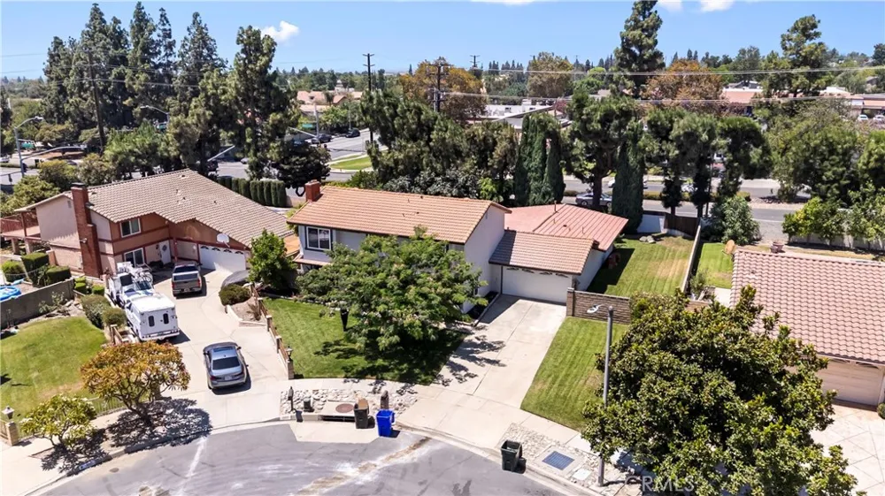 1613 Erin Avenue Upland, CA 91784
