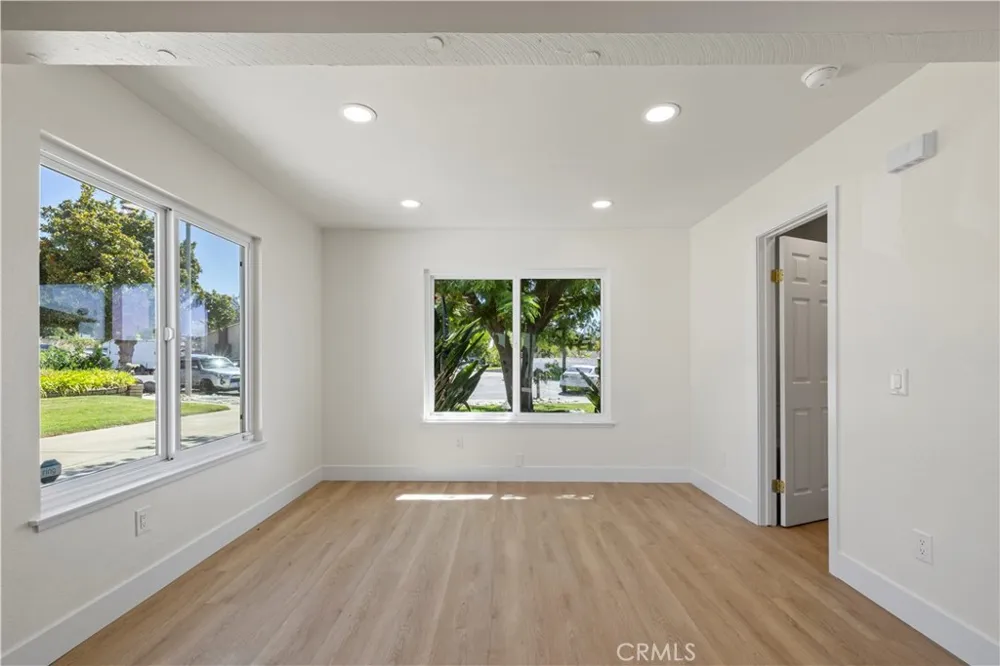 1613 Erin Avenue Upland, CA 91784