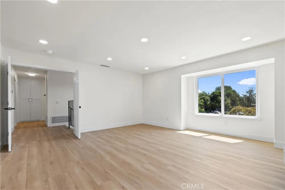 1613 Erin Avenue Upland, CA 91784