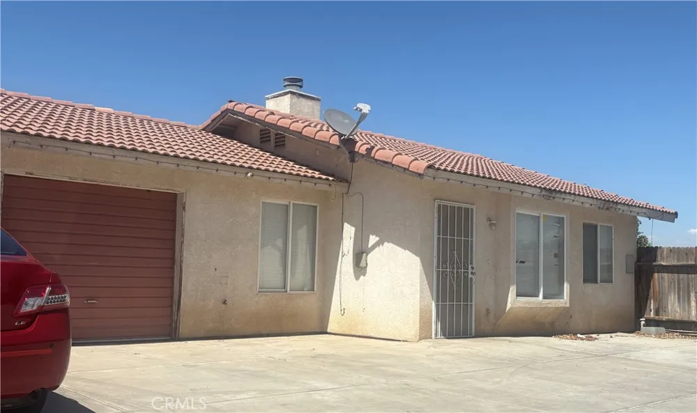 5113 S H Bakersfield, CA 93304