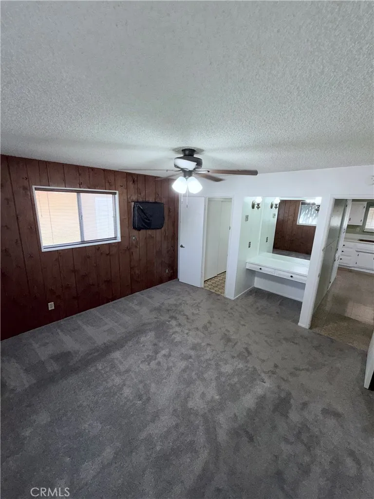 4930 Benham Baldwin Park, CA 91706