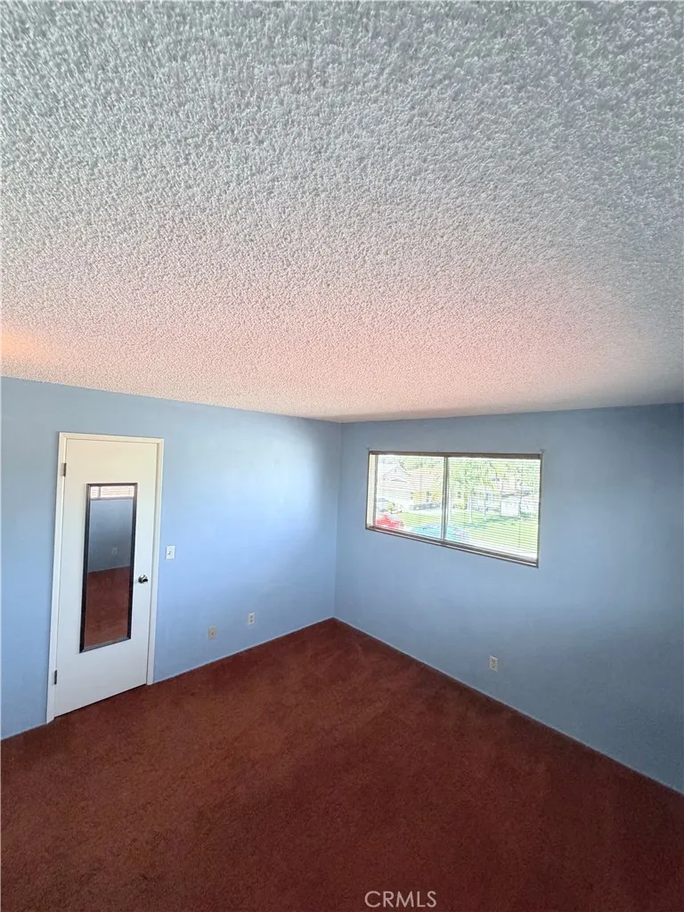 4930 Benham Baldwin Park, CA 91706