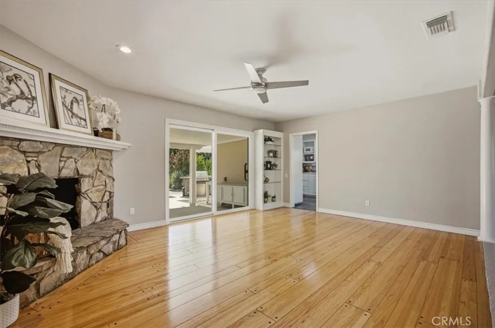 1034 Soldano Azusa, CA 91702