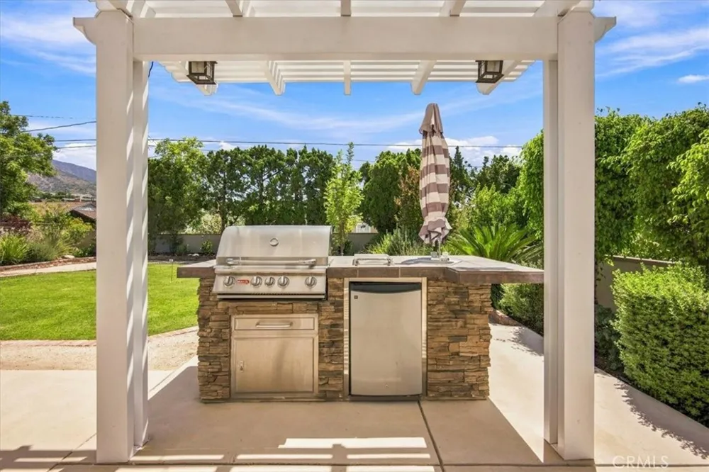 1034 Soldano Azusa, CA 91702
