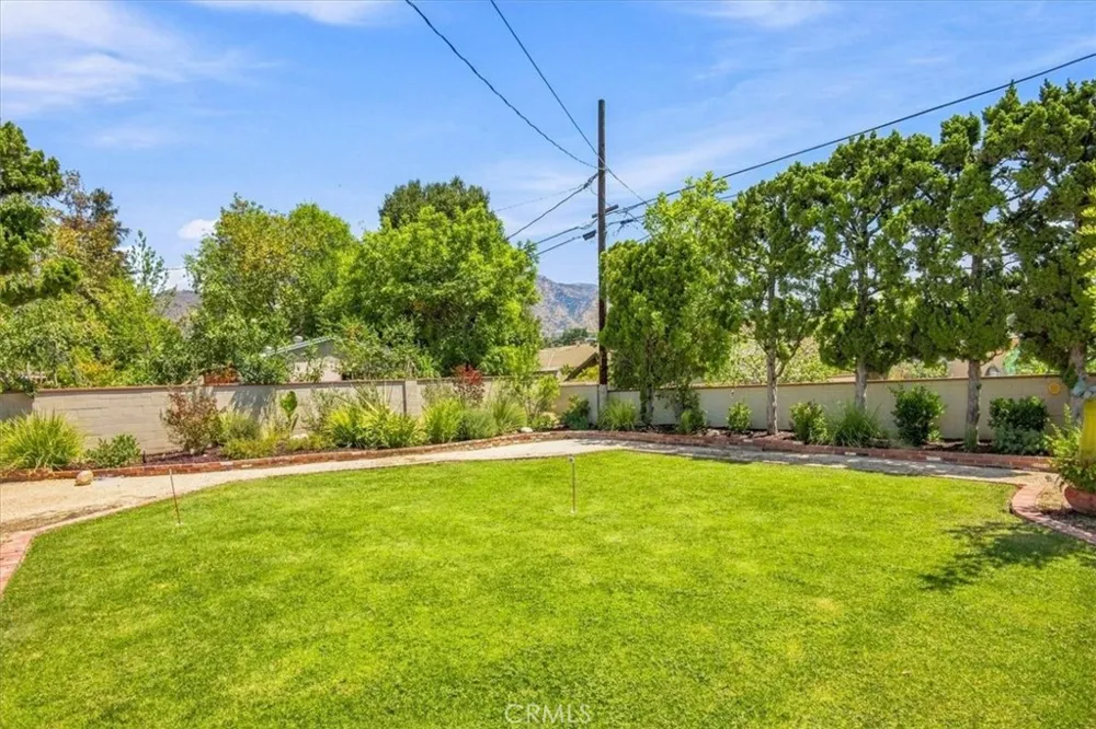 1034 Soldano Azusa, CA 91702