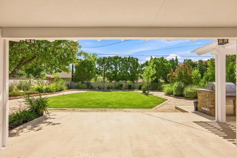 1034 Soldano Azusa, CA 91702