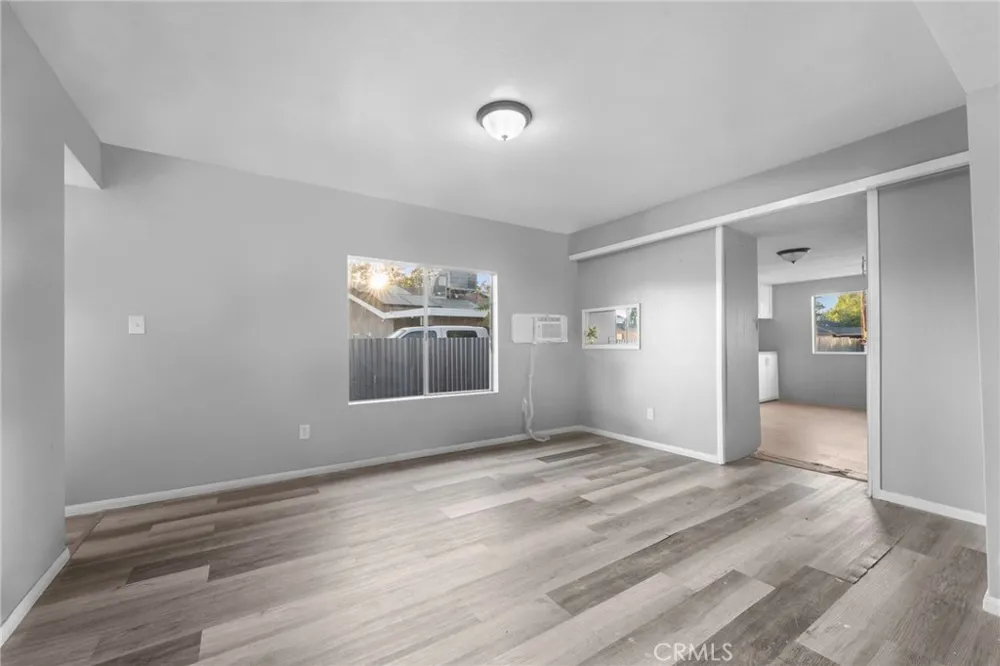 718 Willow Drive Bakersfield, CA 93308
