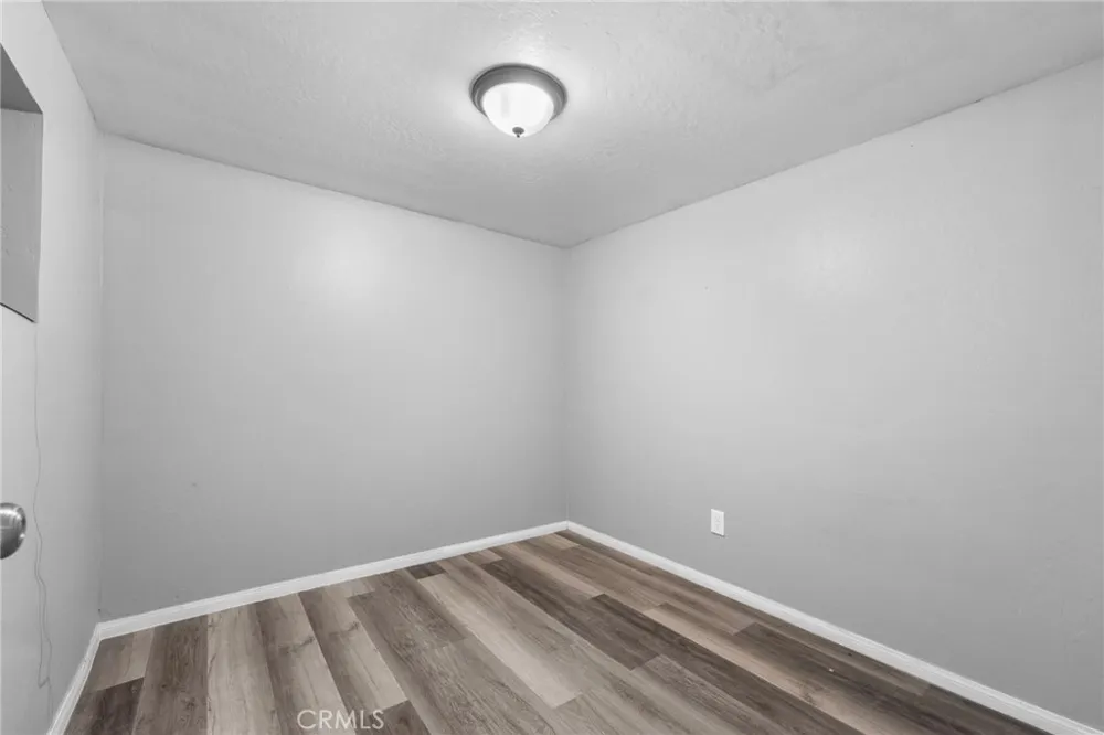 718 Willow Drive Bakersfield, CA 93308