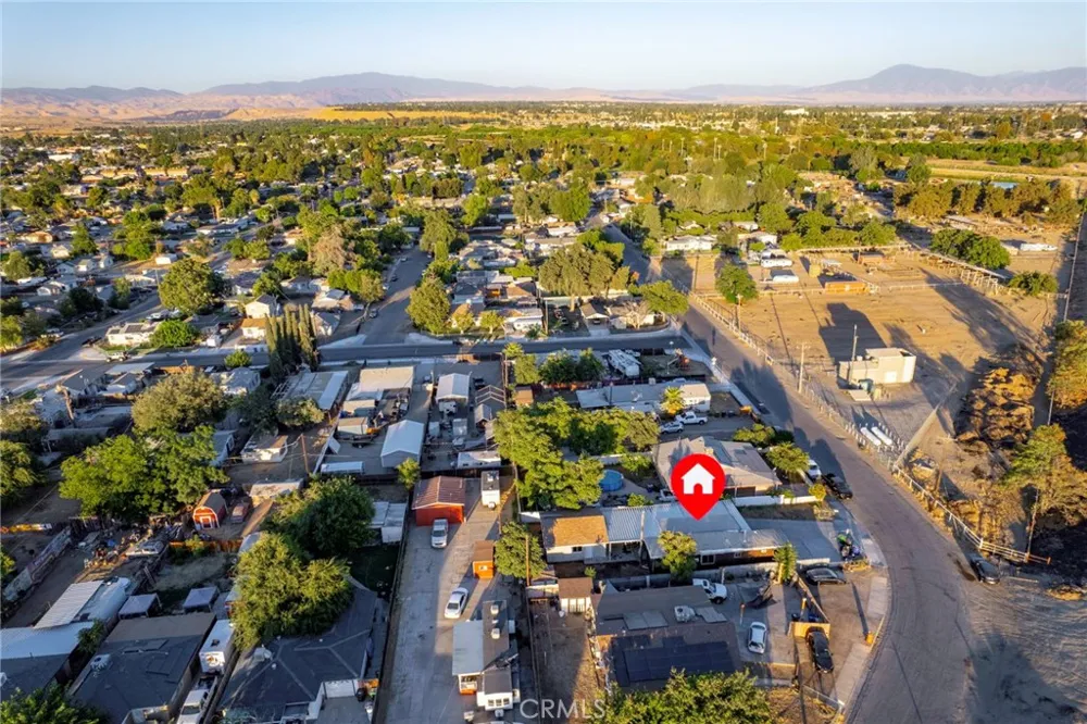 718 Willow Drive Bakersfield, CA 93308