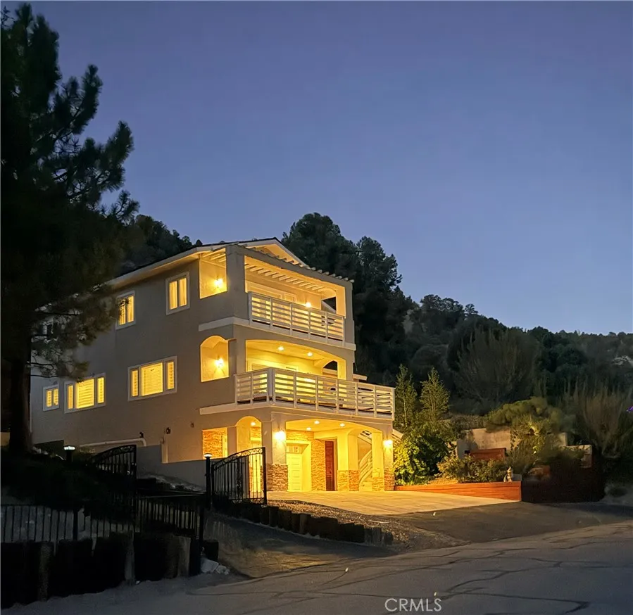 1102 Rivera Drive Wrightwood, CA 92397
