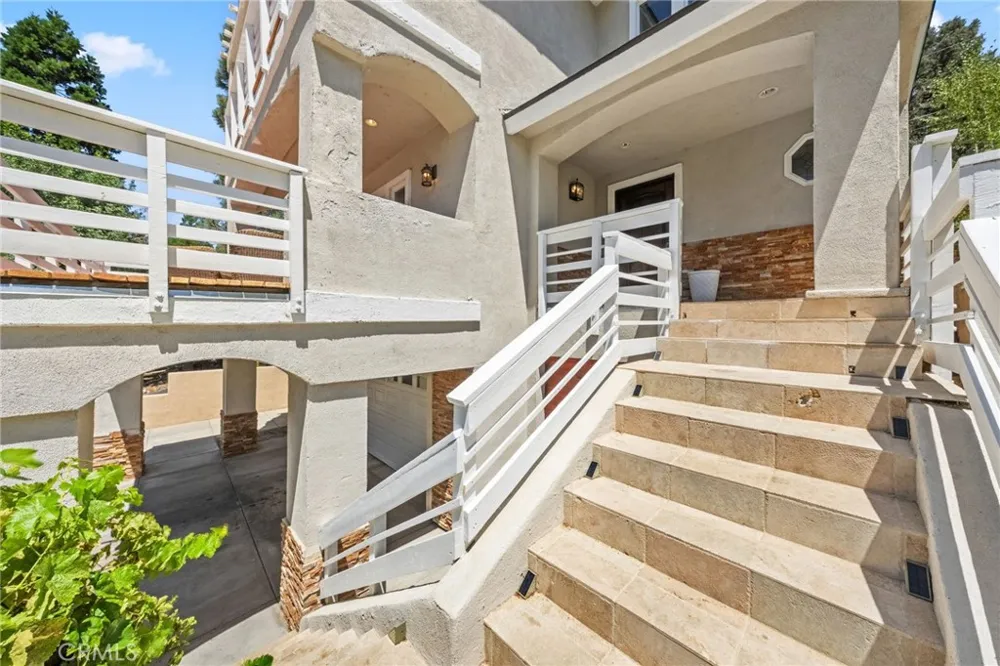 1102 Rivera Drive Wrightwood, CA 92397