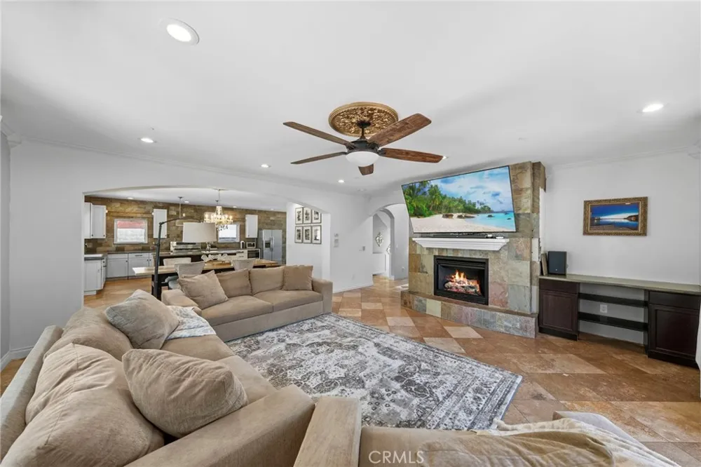 1102 Rivera Drive Wrightwood, CA 92397