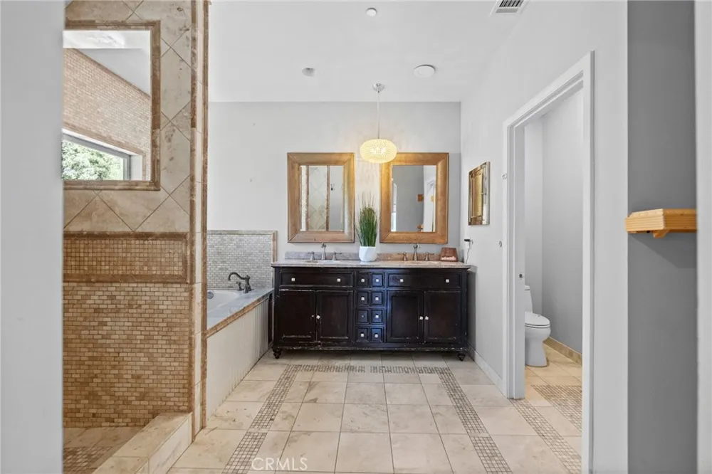 1102 Rivera Drive Wrightwood, CA 92397