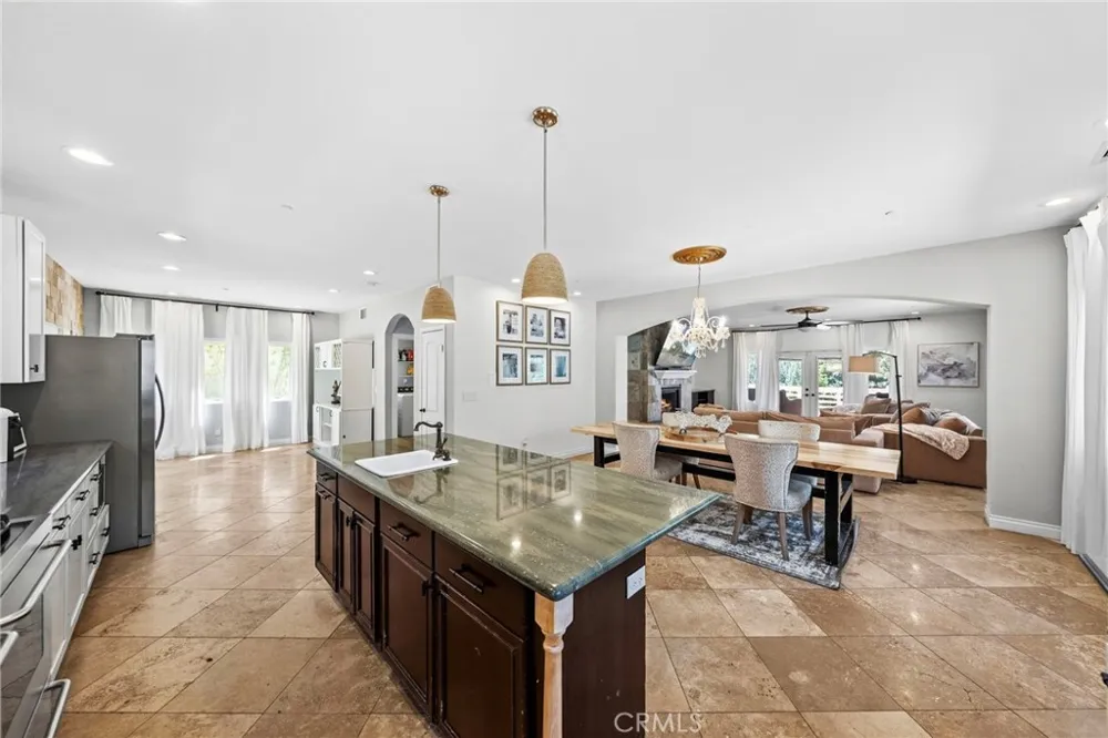 1102 Rivera Drive Wrightwood, CA 92397