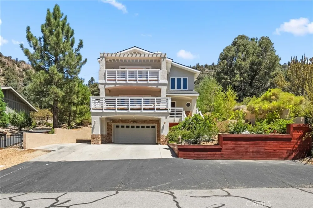 1102 Rivera Drive Wrightwood, CA 92397