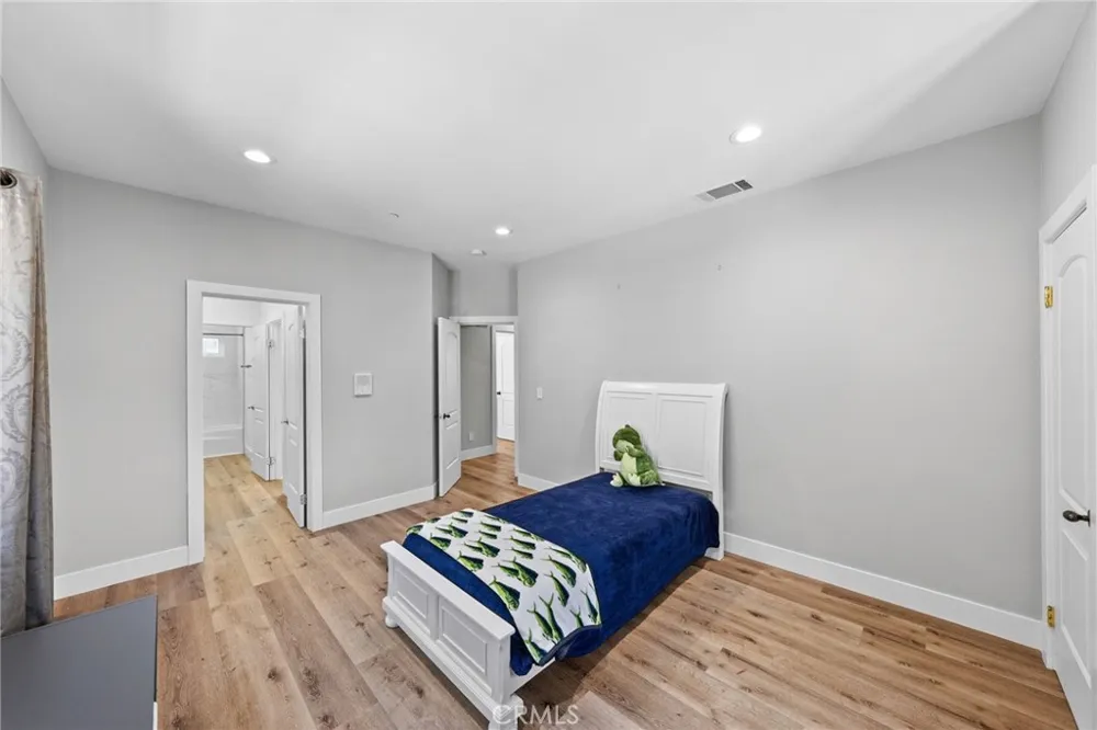 1102 Rivera Drive Wrightwood, CA 92397