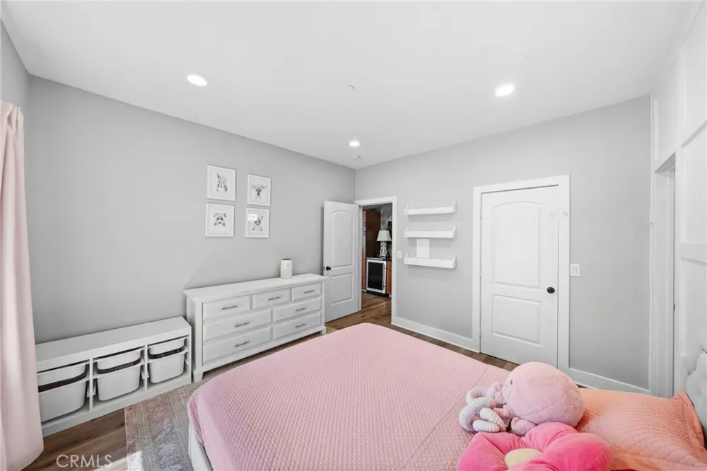 1102 Rivera Drive Wrightwood, CA 92397