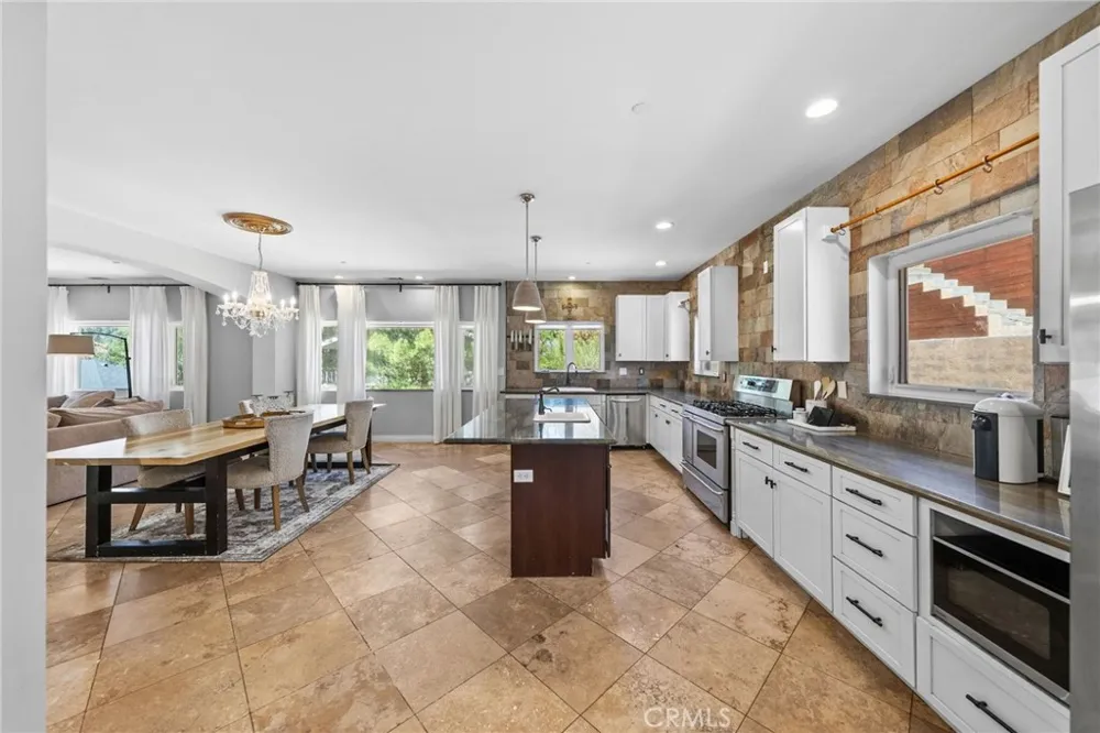1102 Rivera Drive Wrightwood, CA 92397