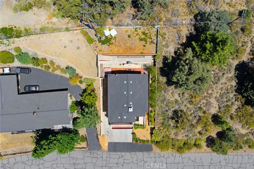 1102 Rivera Drive Wrightwood, CA 92397
