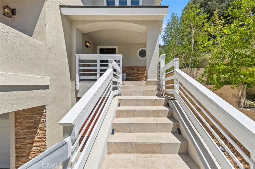 1102 Rivera Drive Wrightwood, CA 92397