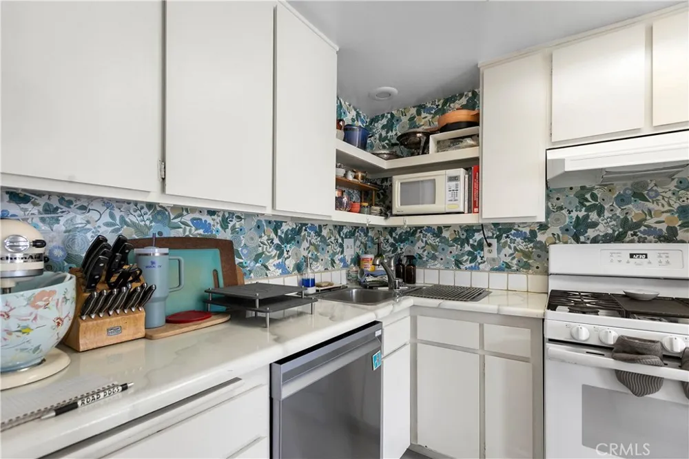 2424 S Gaffey Street #102 San Pedro, CA 90731