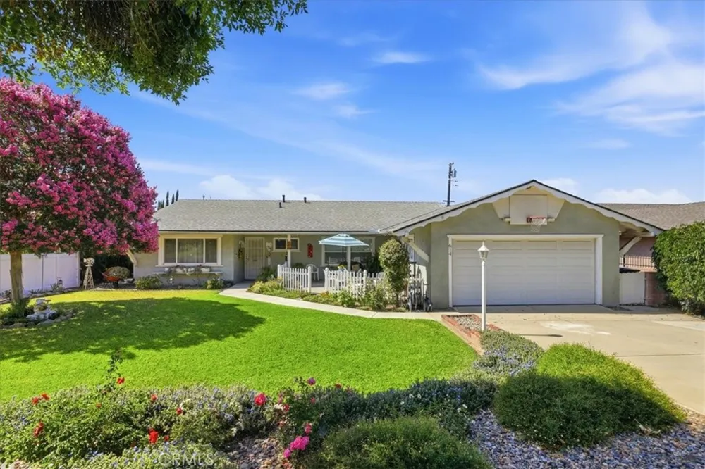 614 Azure Court Upland, CA 91786
