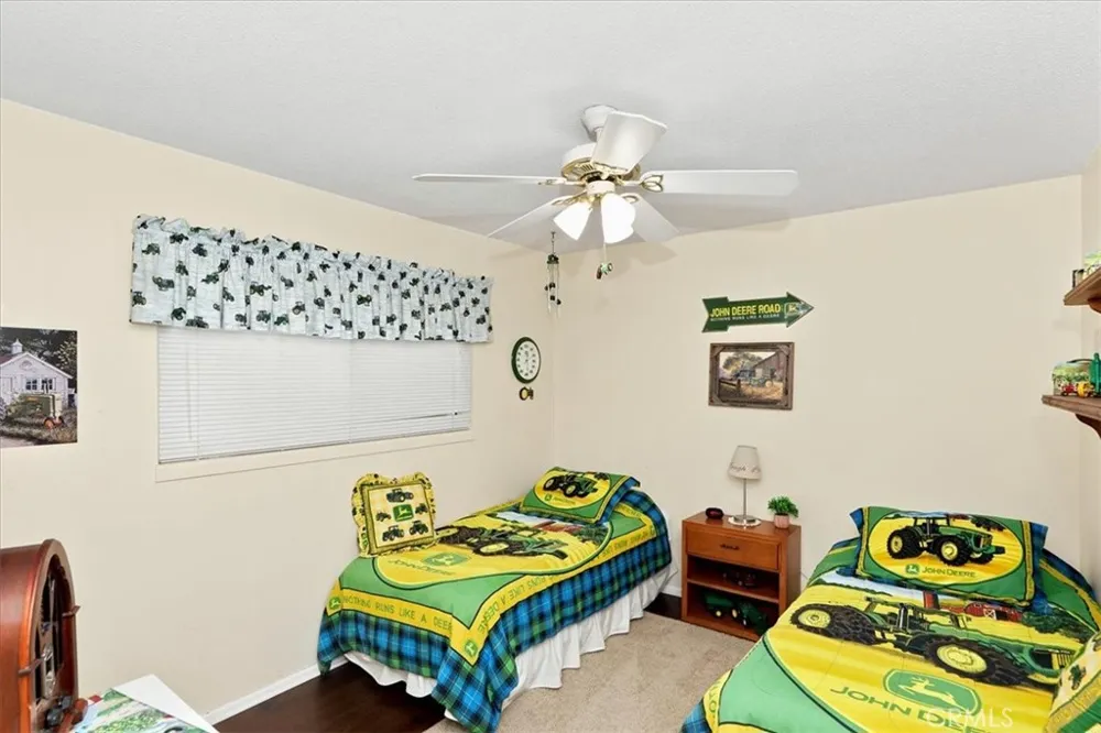 614 Azure Court Upland, CA 91786