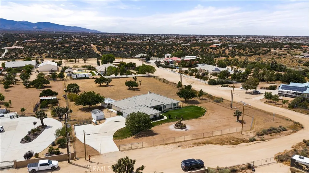 7682 Coleridge Rd Oak Hills, CA 92344
