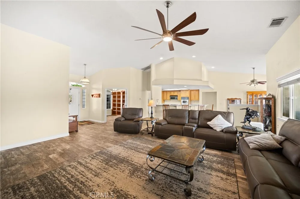7682 Coleridge Rd Oak Hills, CA 92344