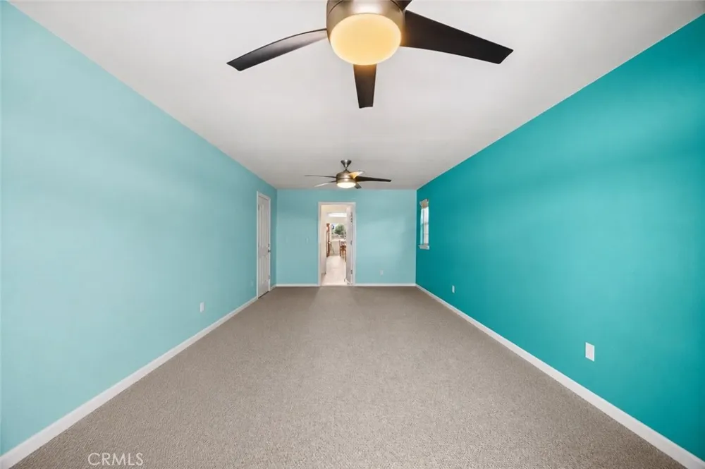 7682 Coleridge Rd Oak Hills, CA 92344