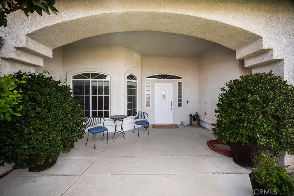 7682 Coleridge Rd Oak Hills, CA 92344