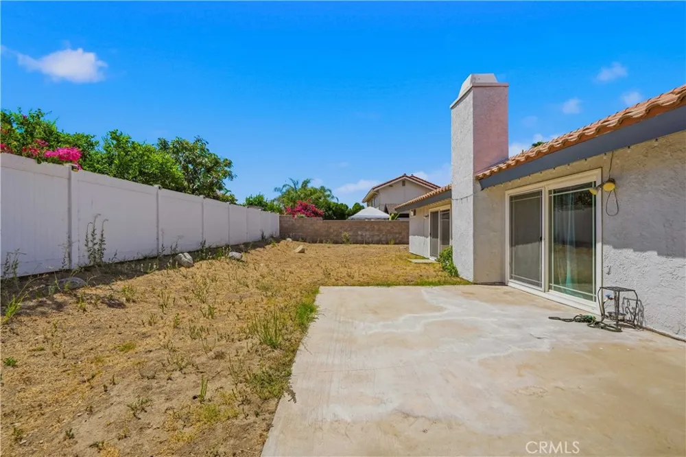 2326 Sycamore Rialto, CA 92377