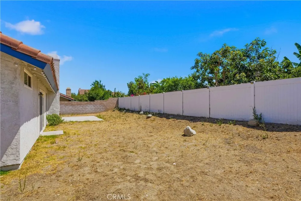 2326 Sycamore Rialto, CA 92377