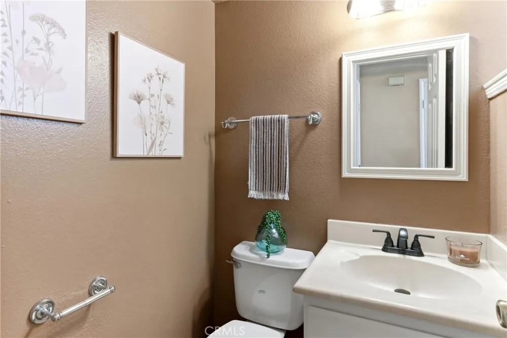 854 Endicott Claremont, CA 91711