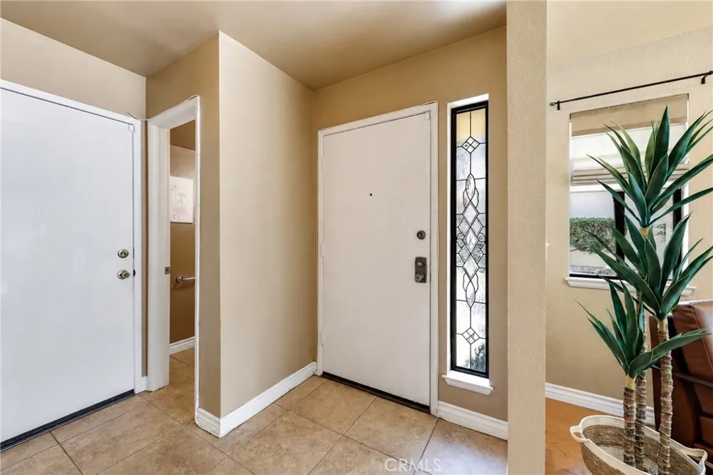 854 Endicott Claremont, CA 91711