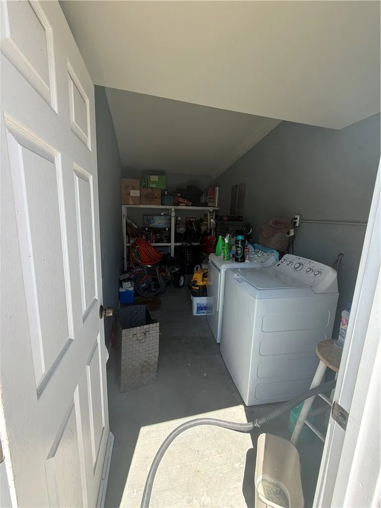 3329 Big Dalton Baldwin Park, CA 91706
