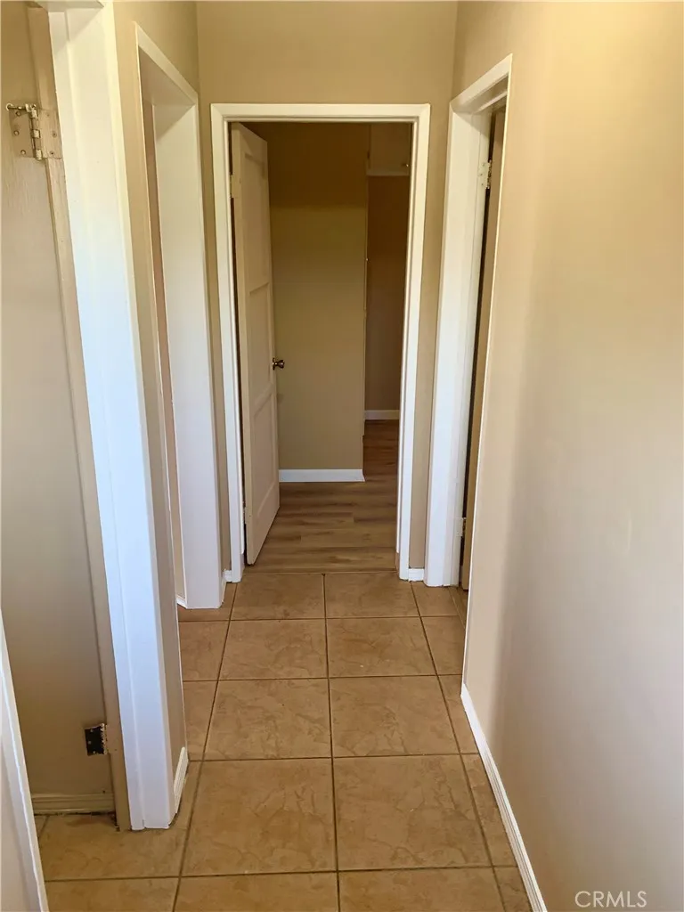 550 Valencia Covina, CA 91723