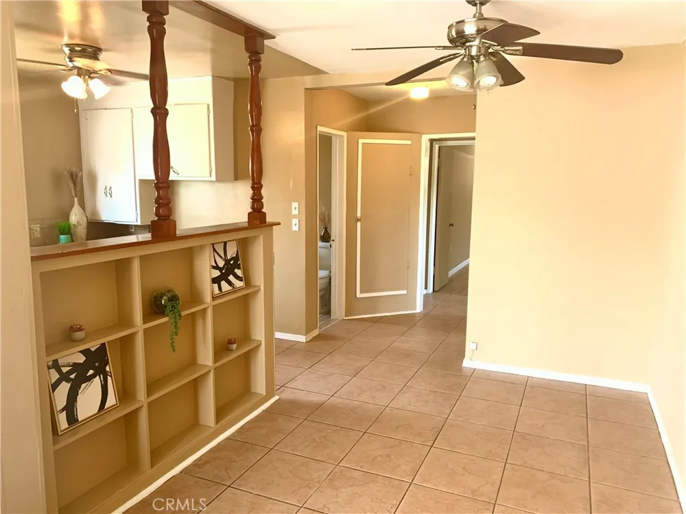 550 Valencia Covina, CA 91723