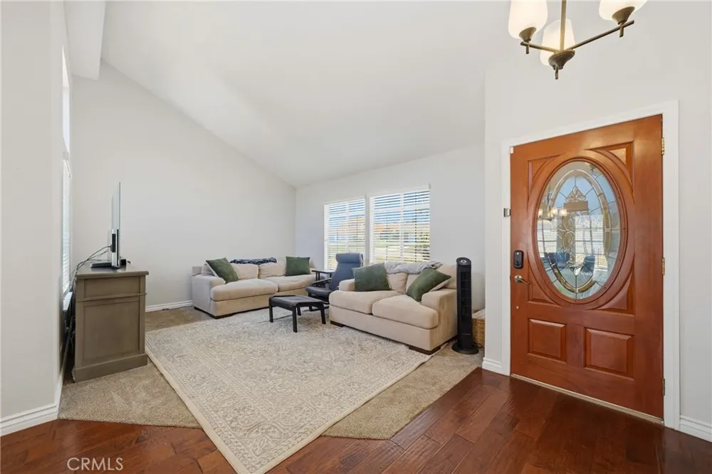 1505 Canterbury Redlands, CA 92374