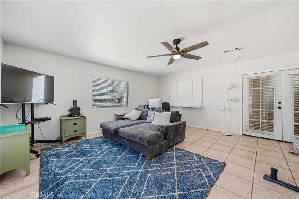 1505 Canterbury Redlands, CA 92374