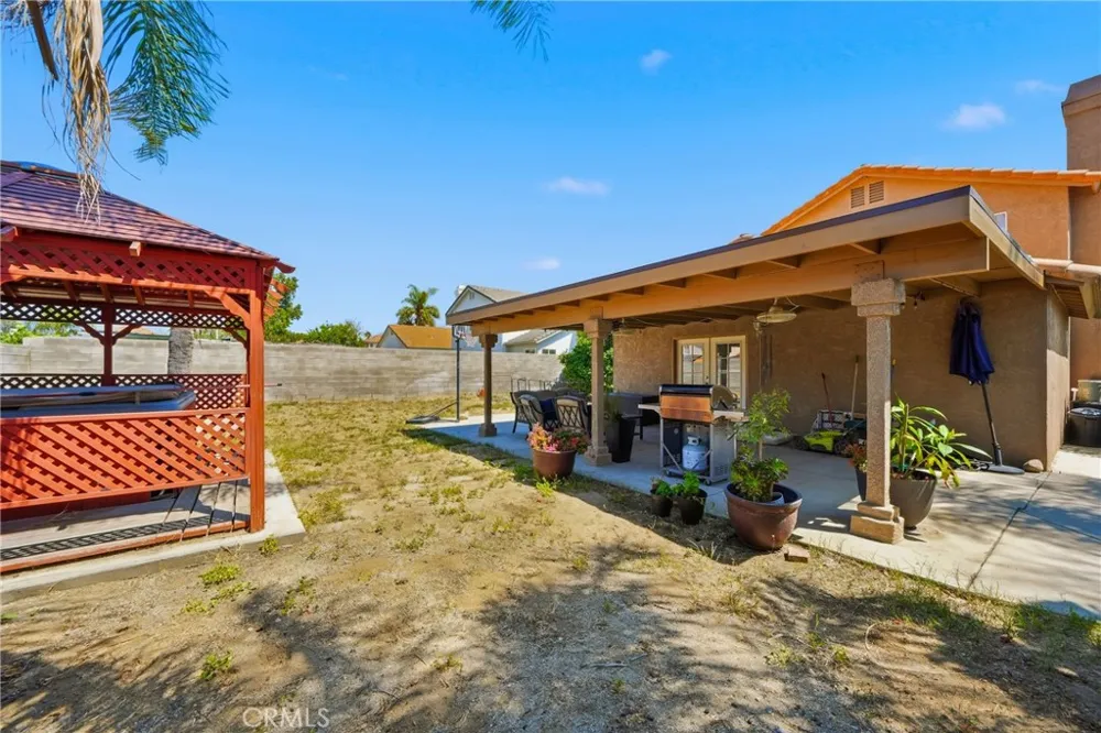 1505 Canterbury Redlands, CA 92374