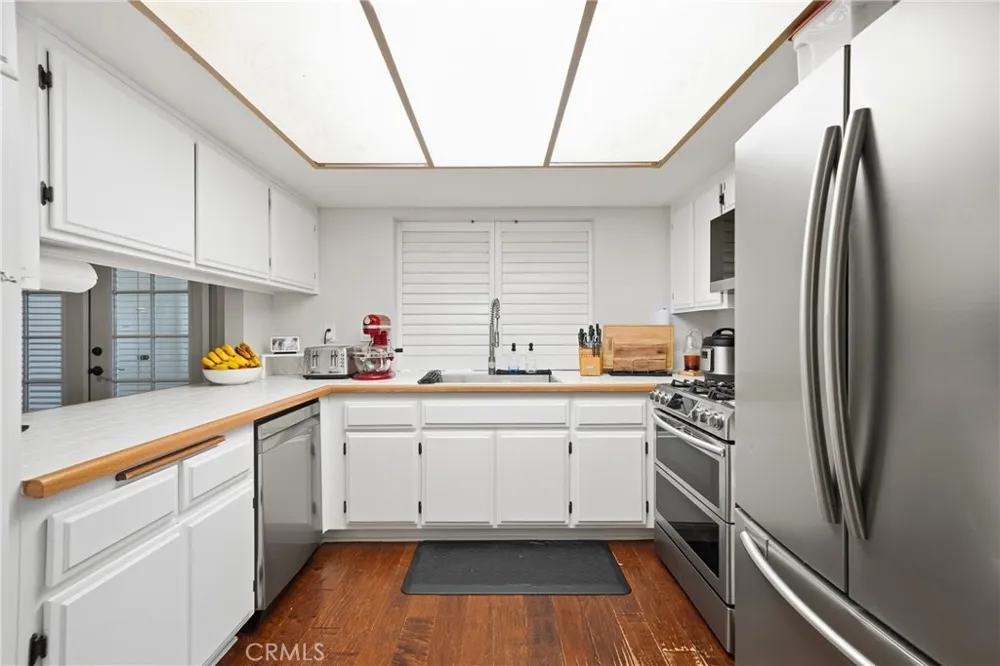 1505 Canterbury Redlands, CA 92374