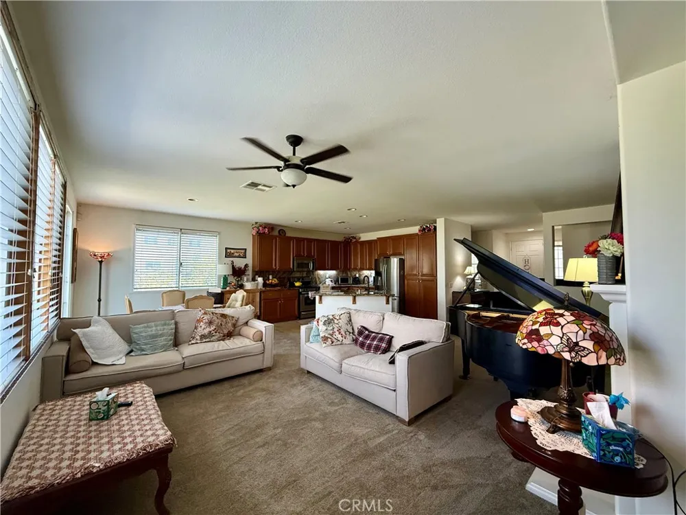 1592 Flora Beaumont, CA 92223