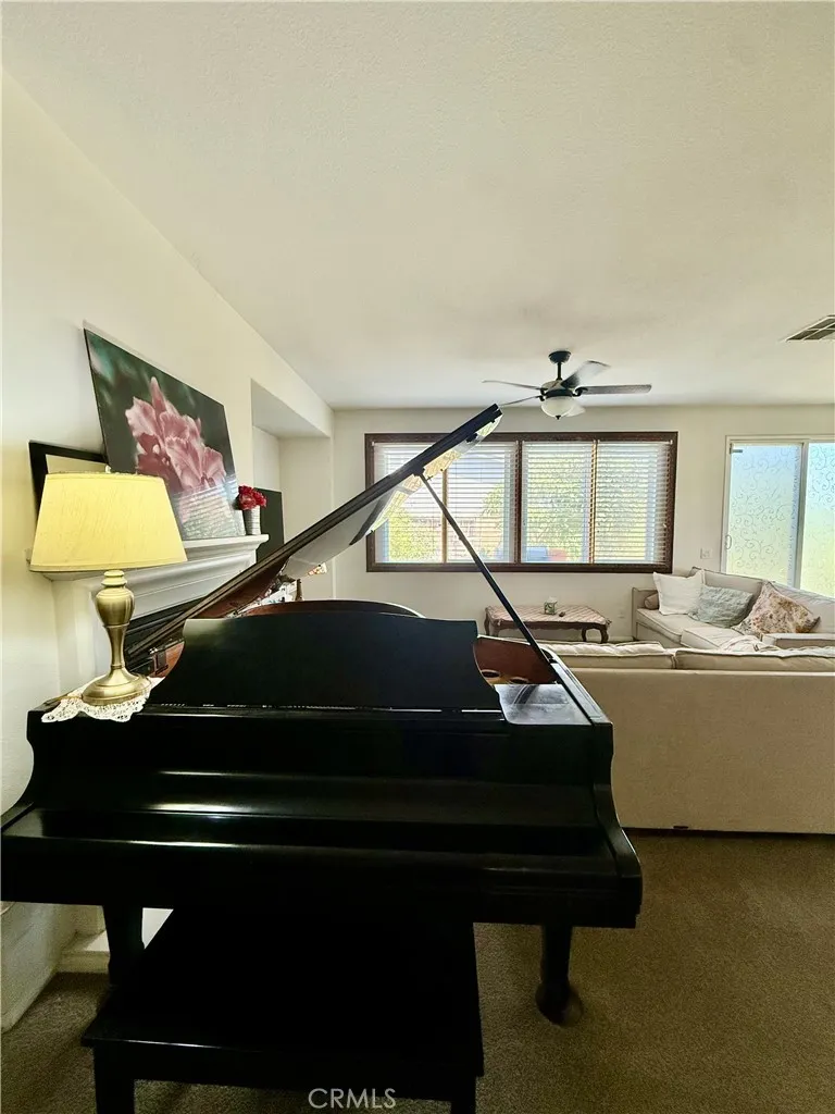 1592 Flora Beaumont, CA 92223