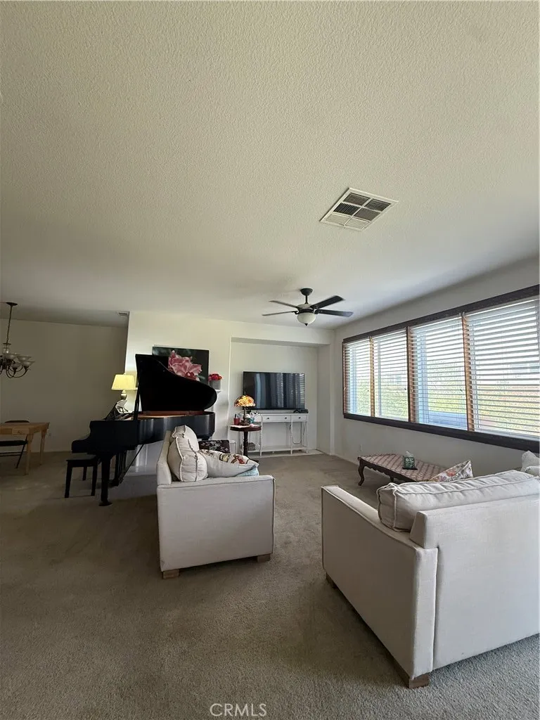 1592 Flora Beaumont, CA 92223