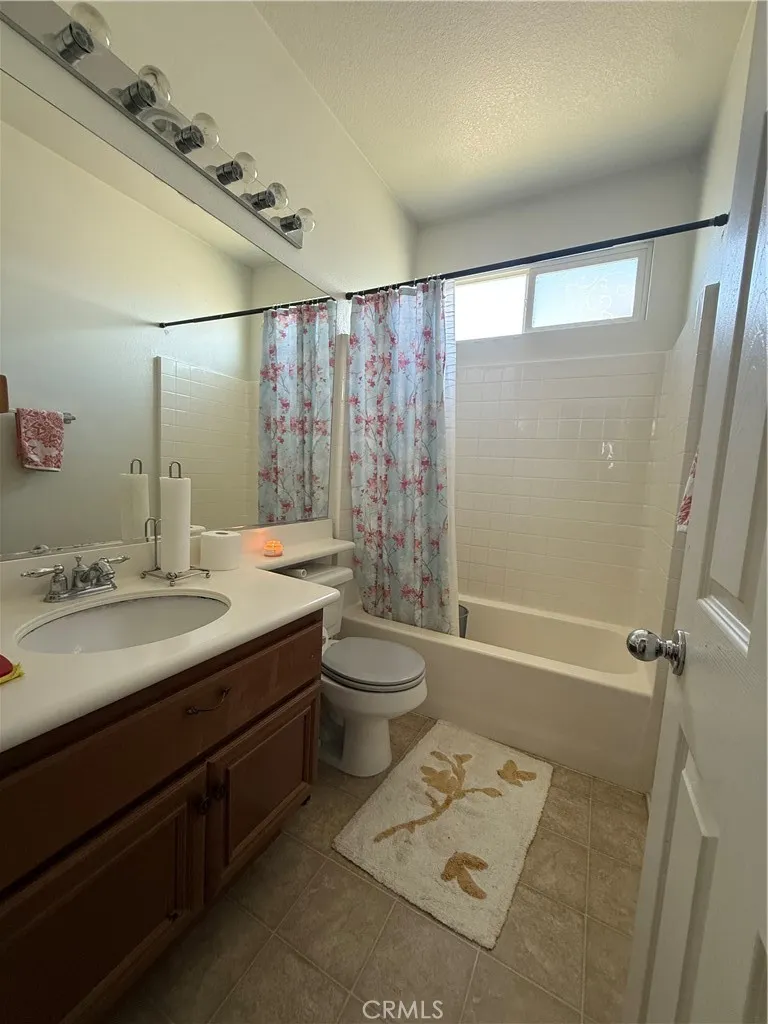 1592 Flora Beaumont, CA 92223