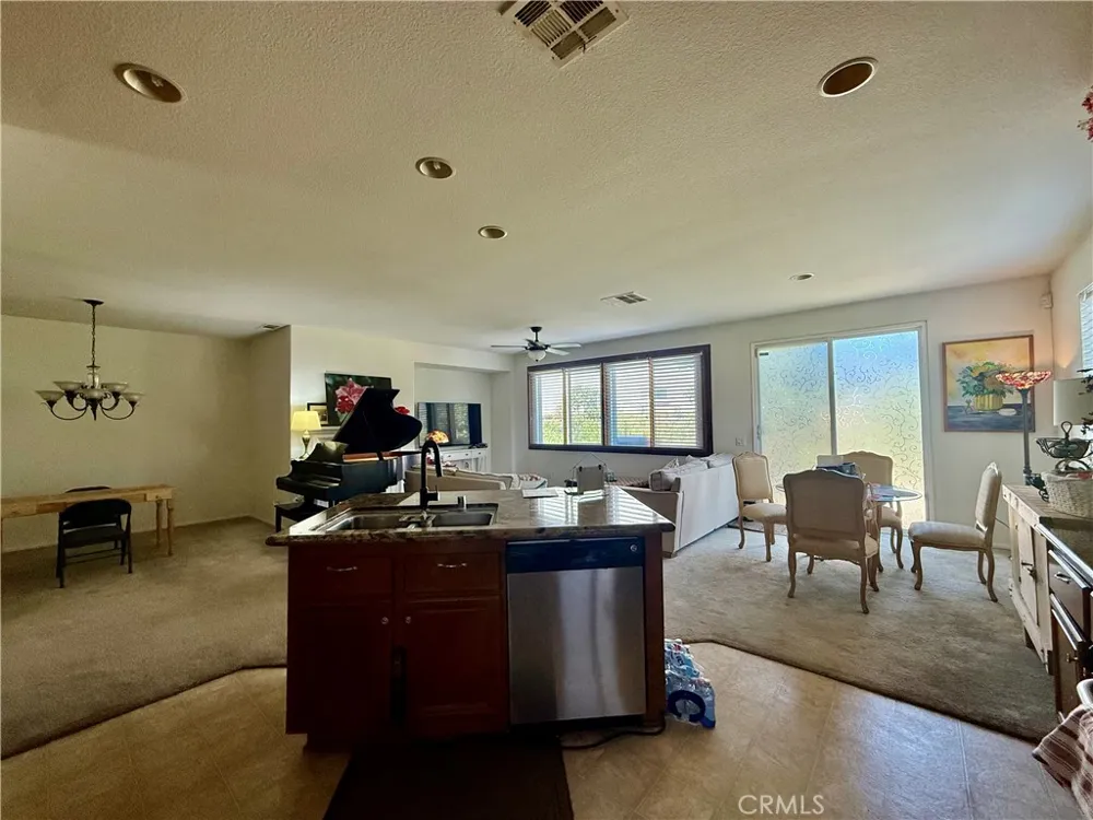 1592 Flora Beaumont, CA 92223