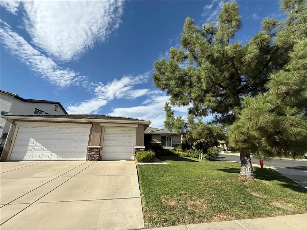 1592 Flora Beaumont, CA 92223