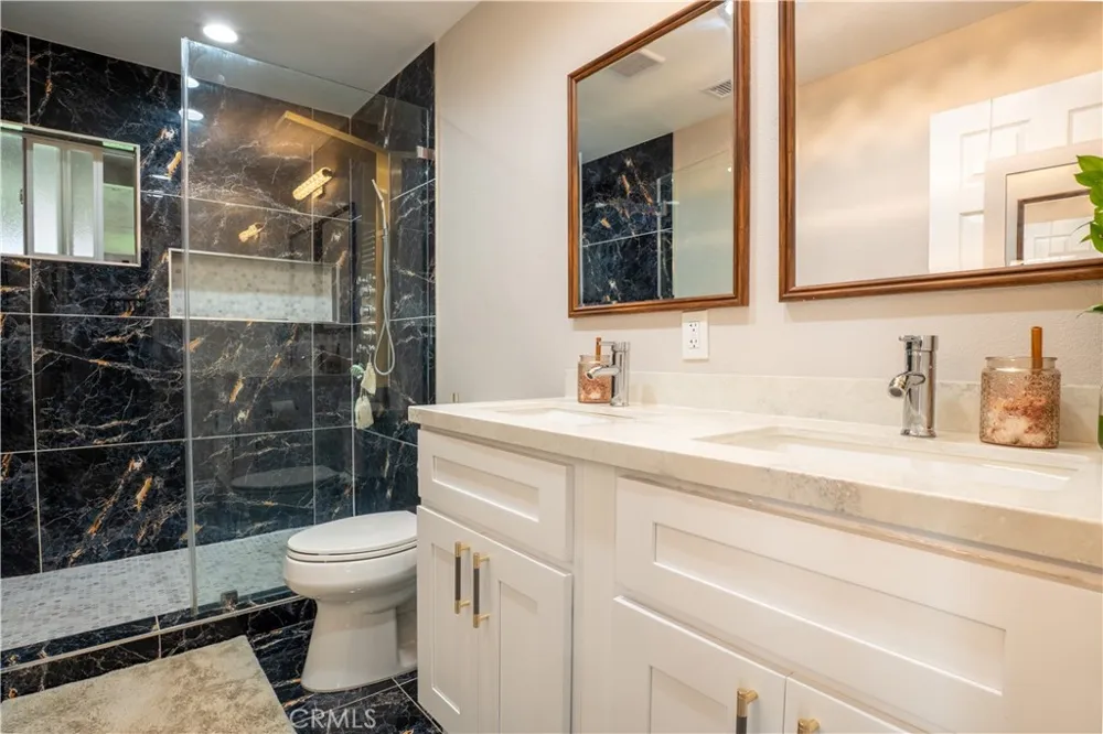 7041 Indiana Buena Park, CA 90621
