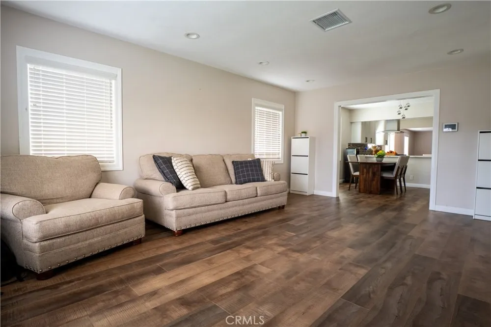 7041 Indiana Buena Park, CA 90621